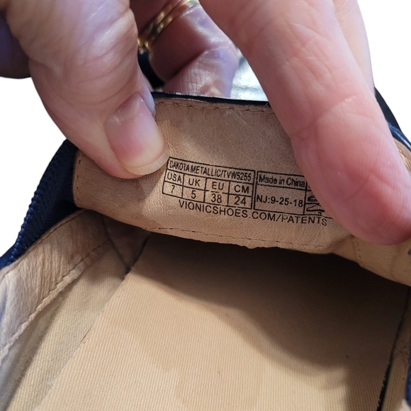 VIONIC Dakota navy metallic leather mules - 7.           J74 - Picture 6 of 8